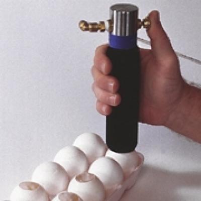 dụng cụ mở trứng (eggpunch oppener)